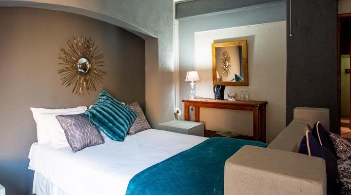 Equeen Inn at Castle Da Angelo