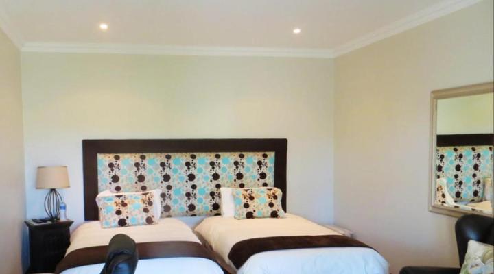 Harvest Weavers Hotel