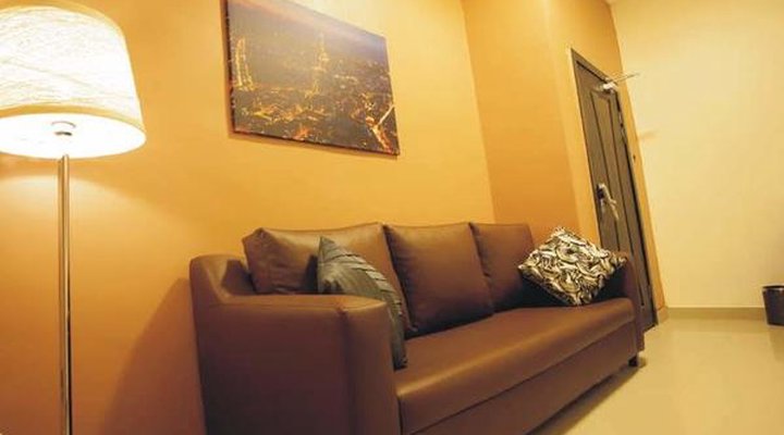 Le Paris Continental Hotel