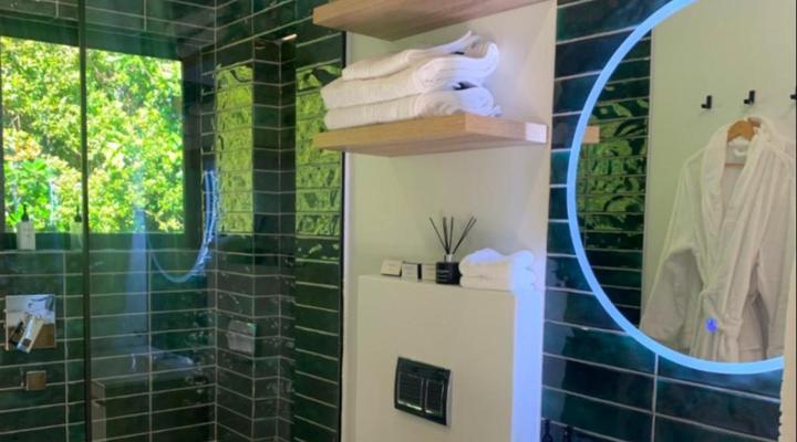 Constantia Winelands Lodge