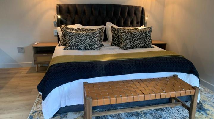 Constantia Winelands Lodge