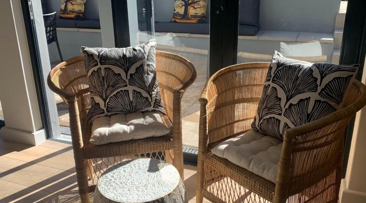 Constantia Winelands Lodge