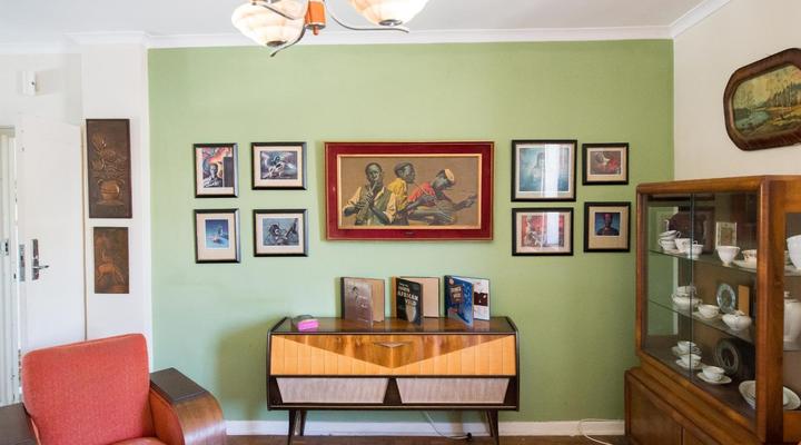 Travellers Lodge - Cape Dutch Quarters