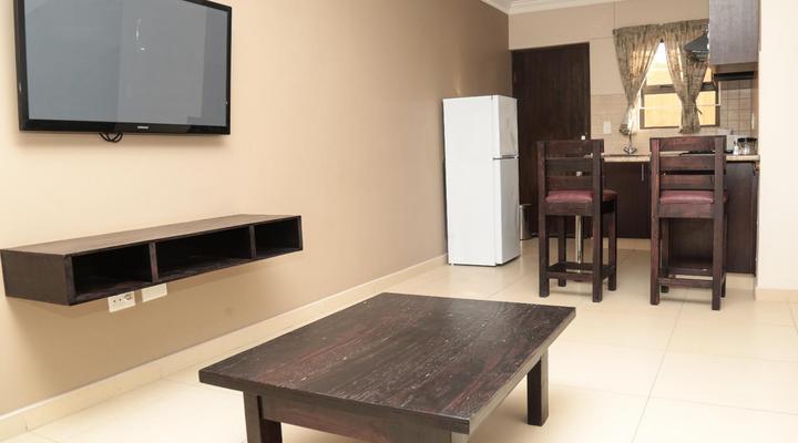 La Coastal Guesthouse