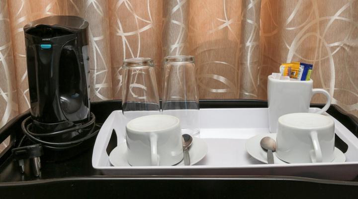 La Coastal Guesthouse