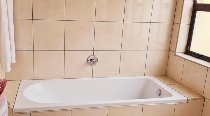 Mzilikazi Guesthouse & Tours