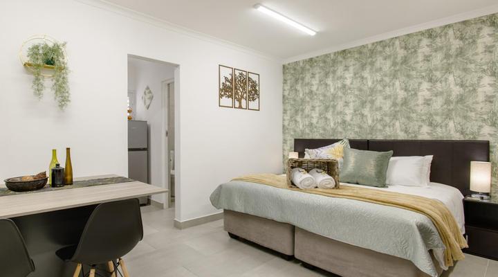 28 on Belmont self-catering Studio