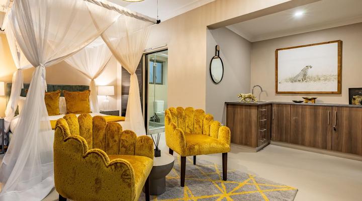 Ingwenkala Luxury Safari Lodge