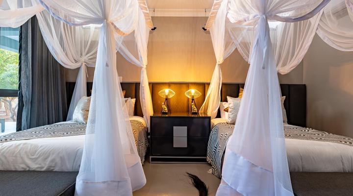 Ingwenkala Luxury Safari Lodge