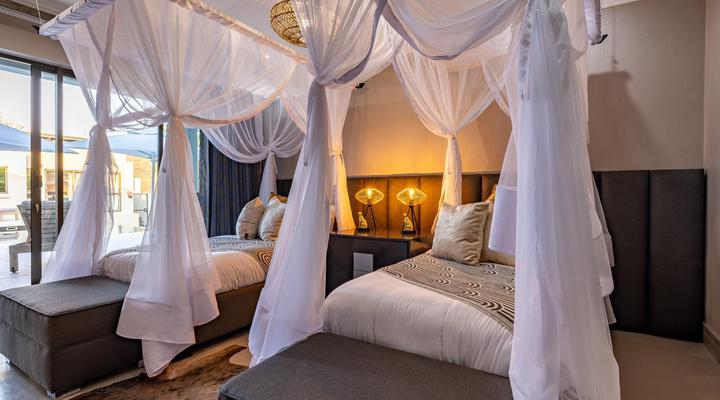 Ingwenkala Luxury Safari Lodge