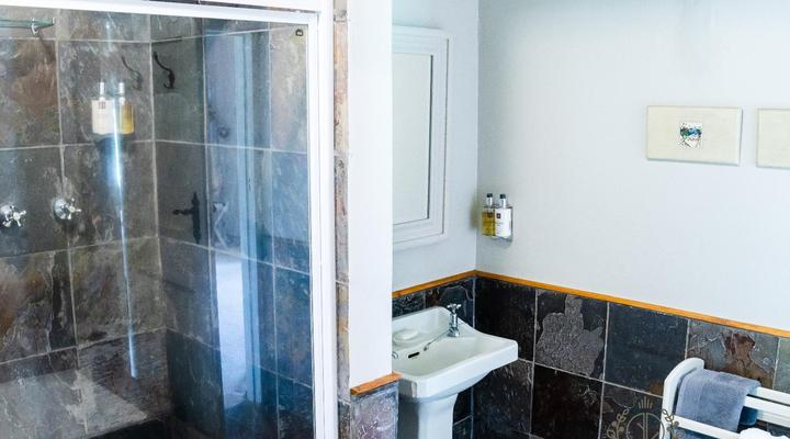 Pleasant Places By Sanaandi