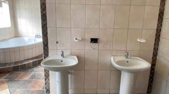 The Meer Guesthouse & Self Catering