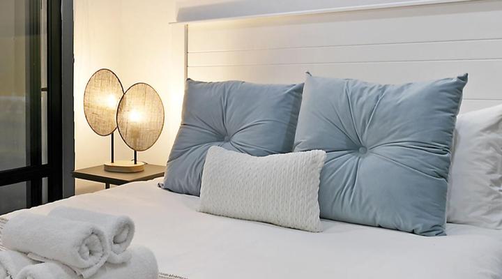 Eden on the Bay 231 by HostAgents