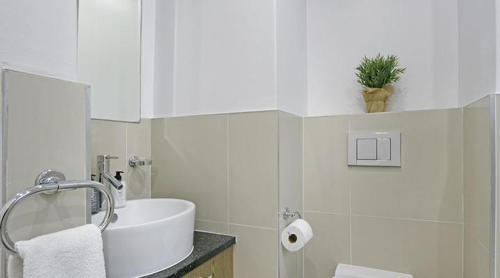 Eden on the Bay 231 by HostAgents