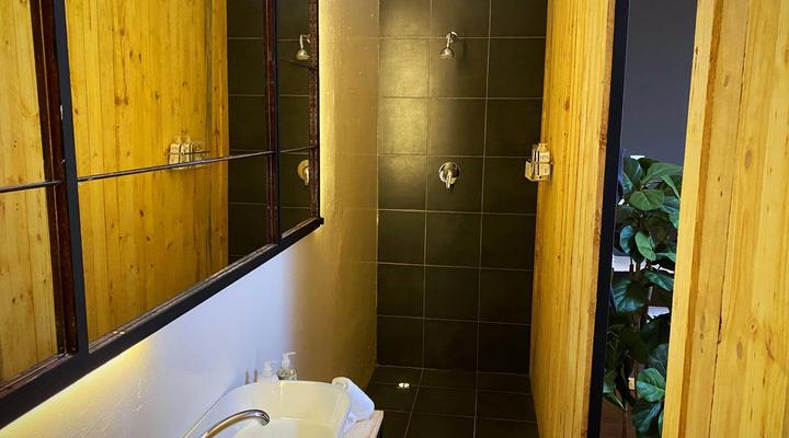 Royal Tree Guest House