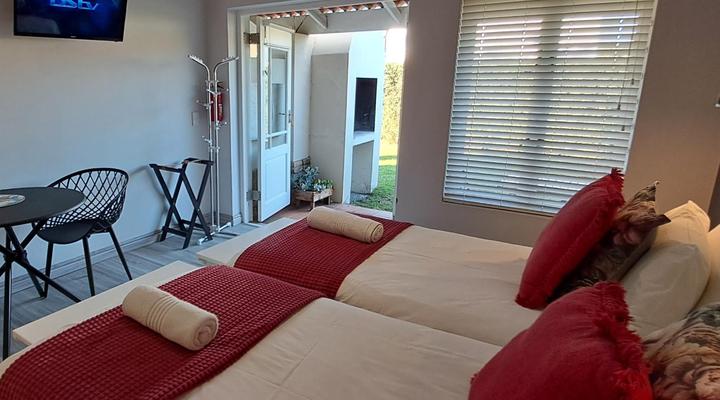 Jolly Jenny @ The Dunes