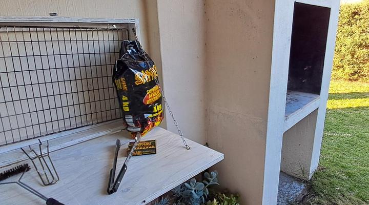 Jolly Jenny @ The Dunes