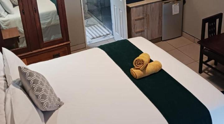 B Cubed Lodge and Restaurant