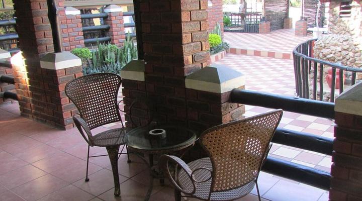 B Cubed Lodge and Restaurant