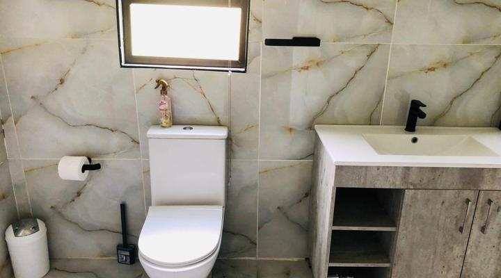 B Cubed Lodge and Restaurant