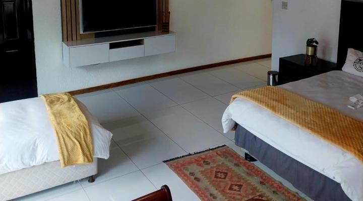 Whitehouse Guest Lodge