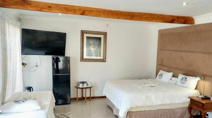 Whitehouse Guest Lodge