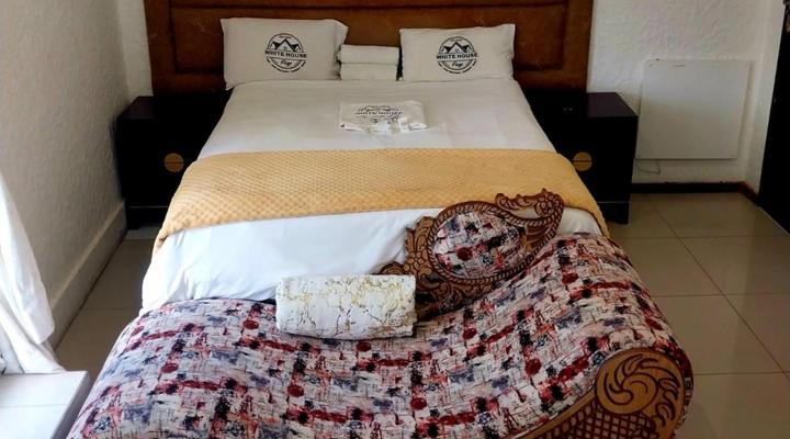 Whitehouse Guest Lodge