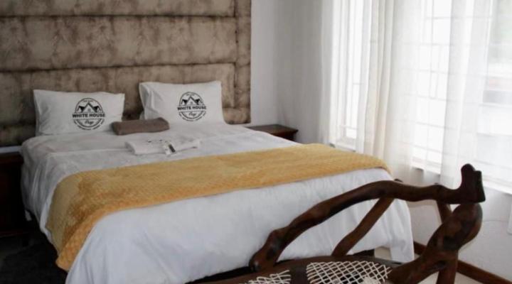 Whitehouse Guest Lodge