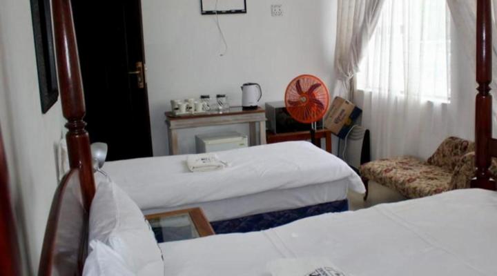 Whitehouse Guest Lodge