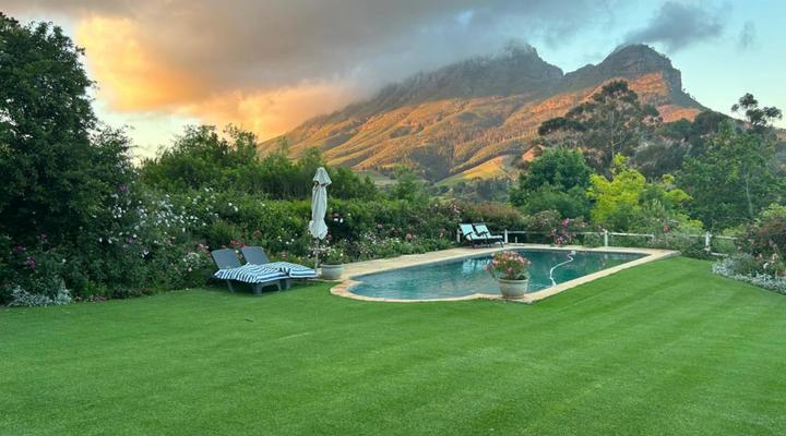 Camberley Wines Cottages