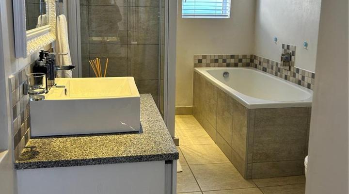 Tree Aloe Guest House