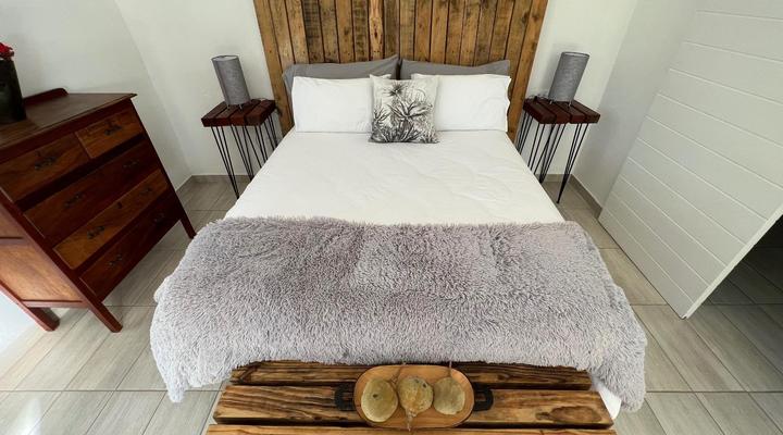 Pan's Breeze Overnight Accommodation