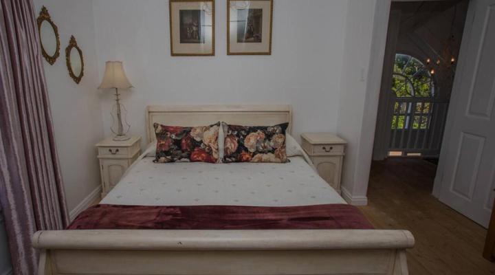 Riverside Country House