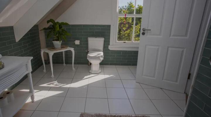 Riverside Country House