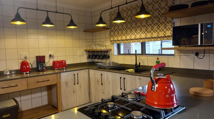 Hornbill Family Suites