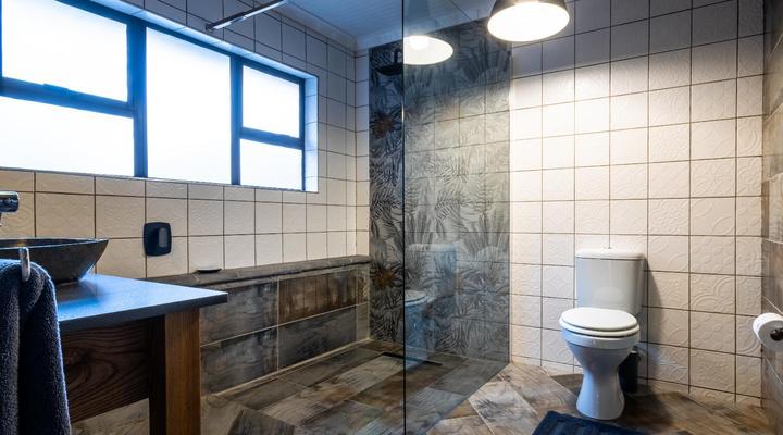 Hornbill Family Suites