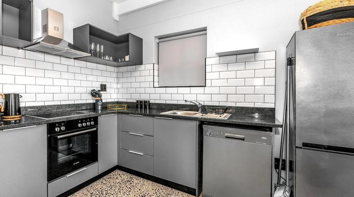 The Manhattan on Coral