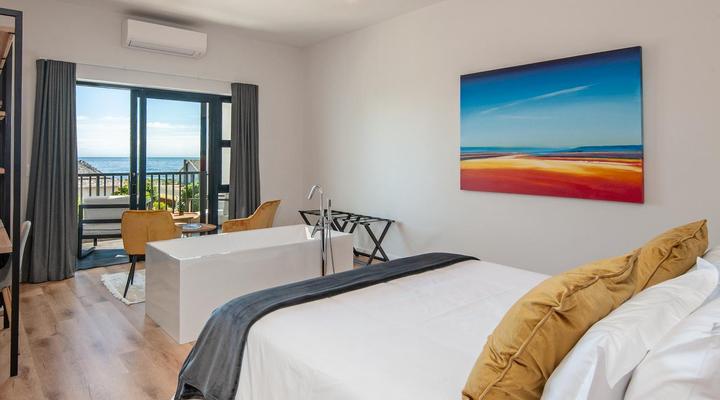 Glow Boutique Suites