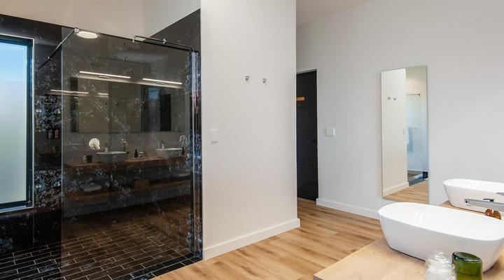 Glow Boutique Suites