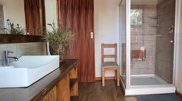 Paradise River Lodge