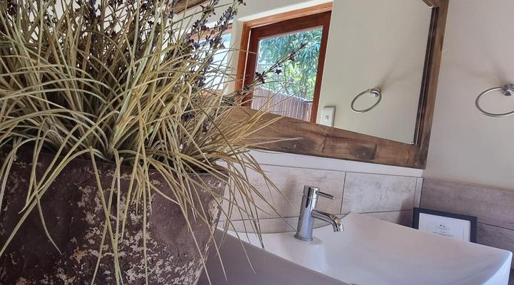 Paradise River Lodge