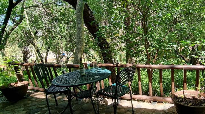 Paradise River Lodge