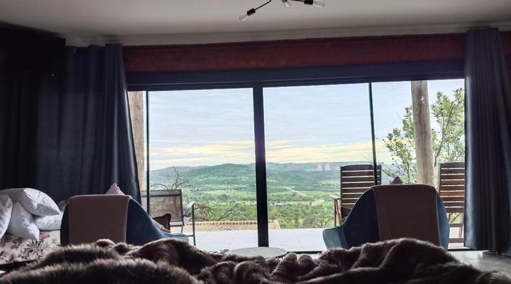 Rocky Road Mountain Lodge