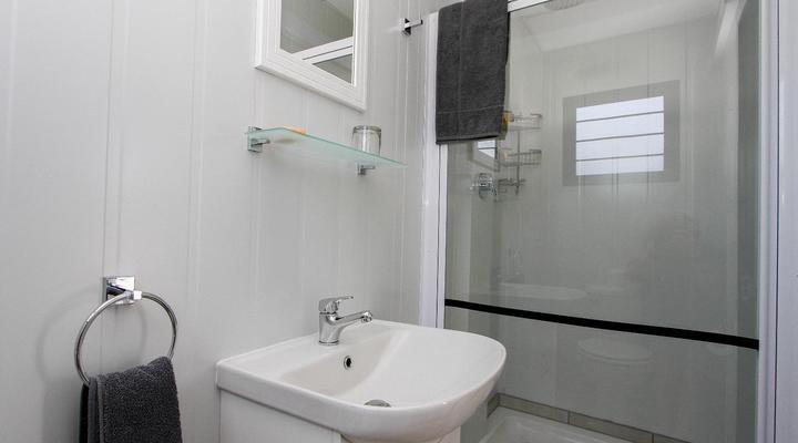 SleepOver Phabeni Gate