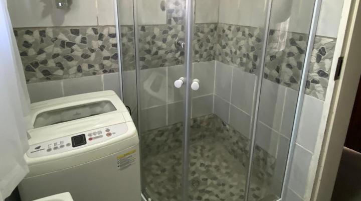 Simbia Contractors Inn