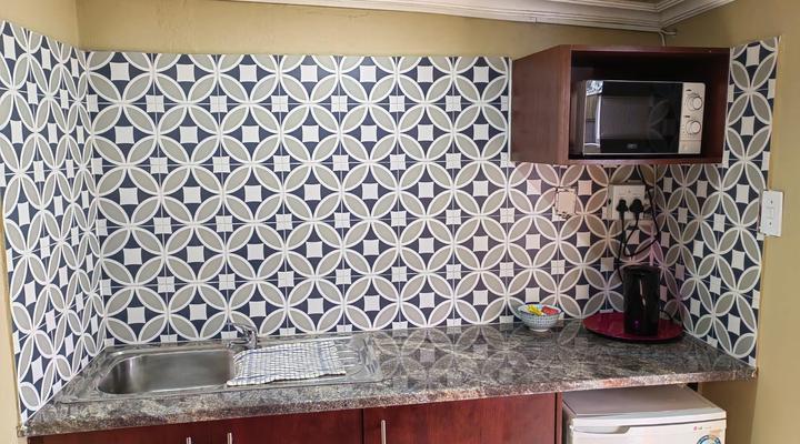 Sibahlenomhlambi Guest House