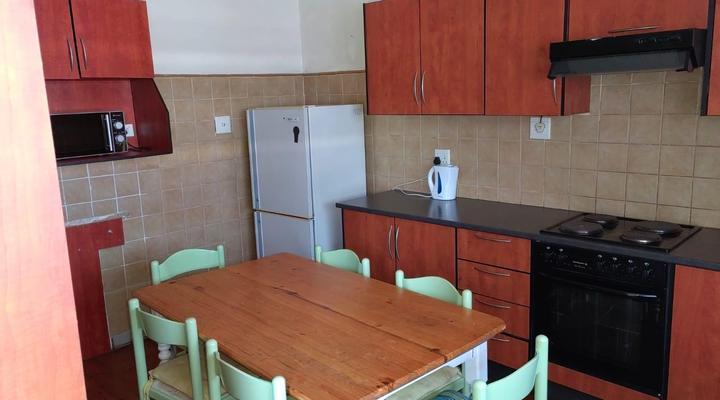 Sibahlenomhlambi Guest House