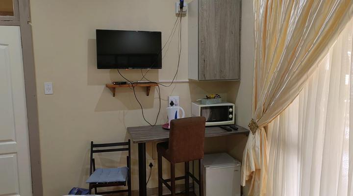 Sibahlenomhlambi Guest House