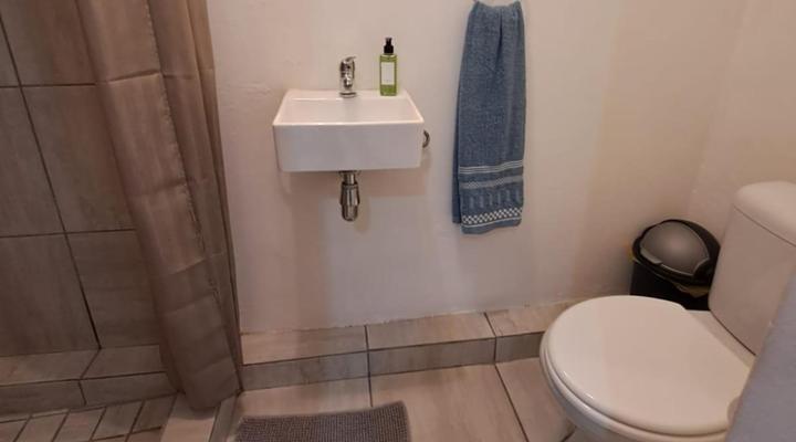 AirCommodation Guesthouse