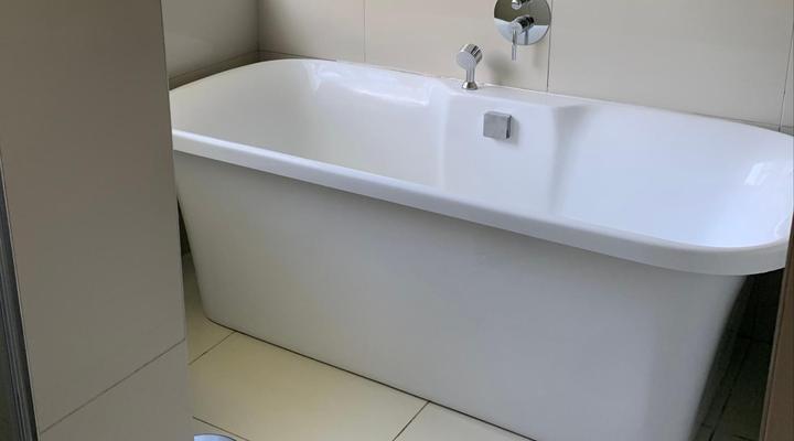 96 Meent Guest House